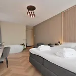 Hotel - Bar & Restaurant - Meeting & Events