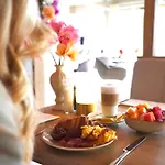 - Bar & Restaurant - Meeting & Events فندق 4*
