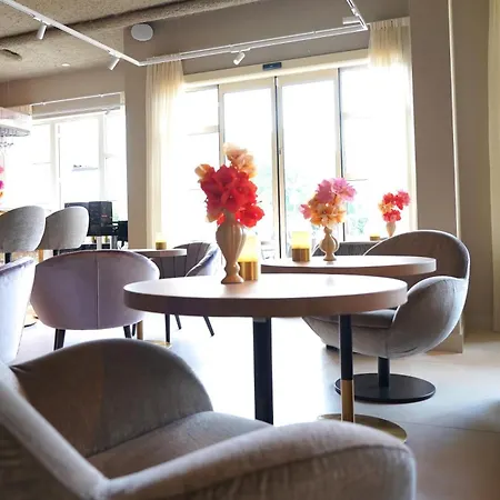 Hotel Alkmaar - Bar & Restaurant Ξενοδοχείο 4*