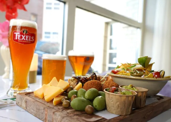 - Bar & Restaurant - Meeting & Events 호텔 4*