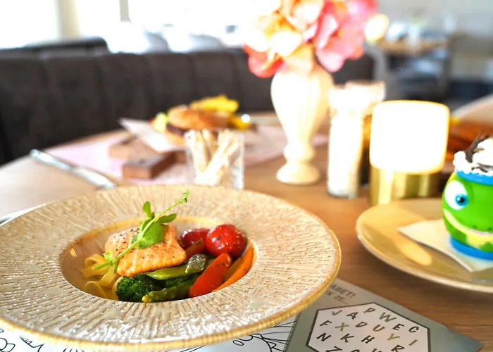 - Bar & Restaurant - Meeting & Events