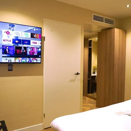 阿尔克马尔金色郁金香酒店 酒店