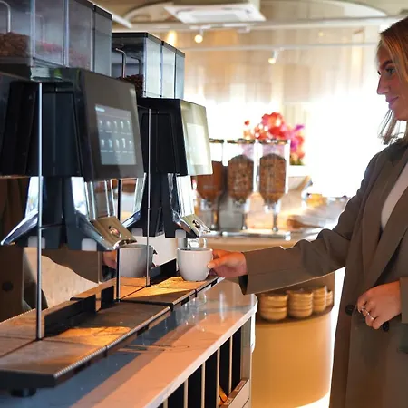 阿尔克马尔金色郁金香酒店 酒店 4*